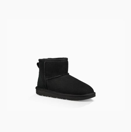 UGG Classic II Mini Black Boots for Kids (KWBH75486)